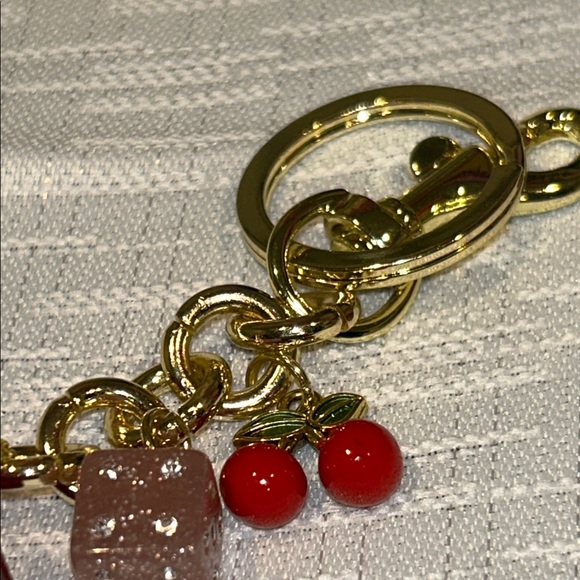 Fashion Jewelry Red and Gold Dice Key Holder - Picture 4 of 6